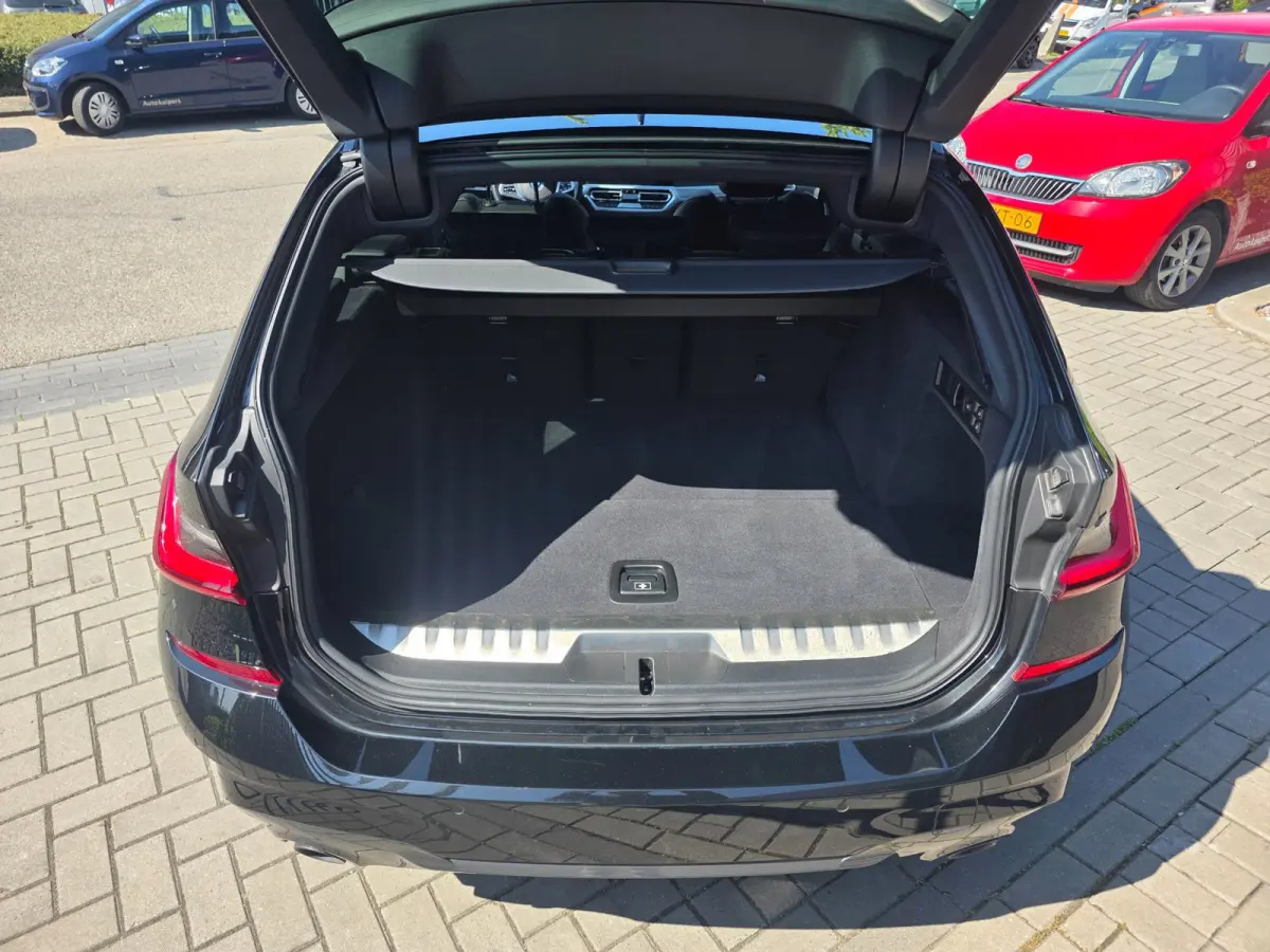 330e M-Sport | SOH 89% | Panoramadak | Head-up | 360 graden camera | Trekhaak