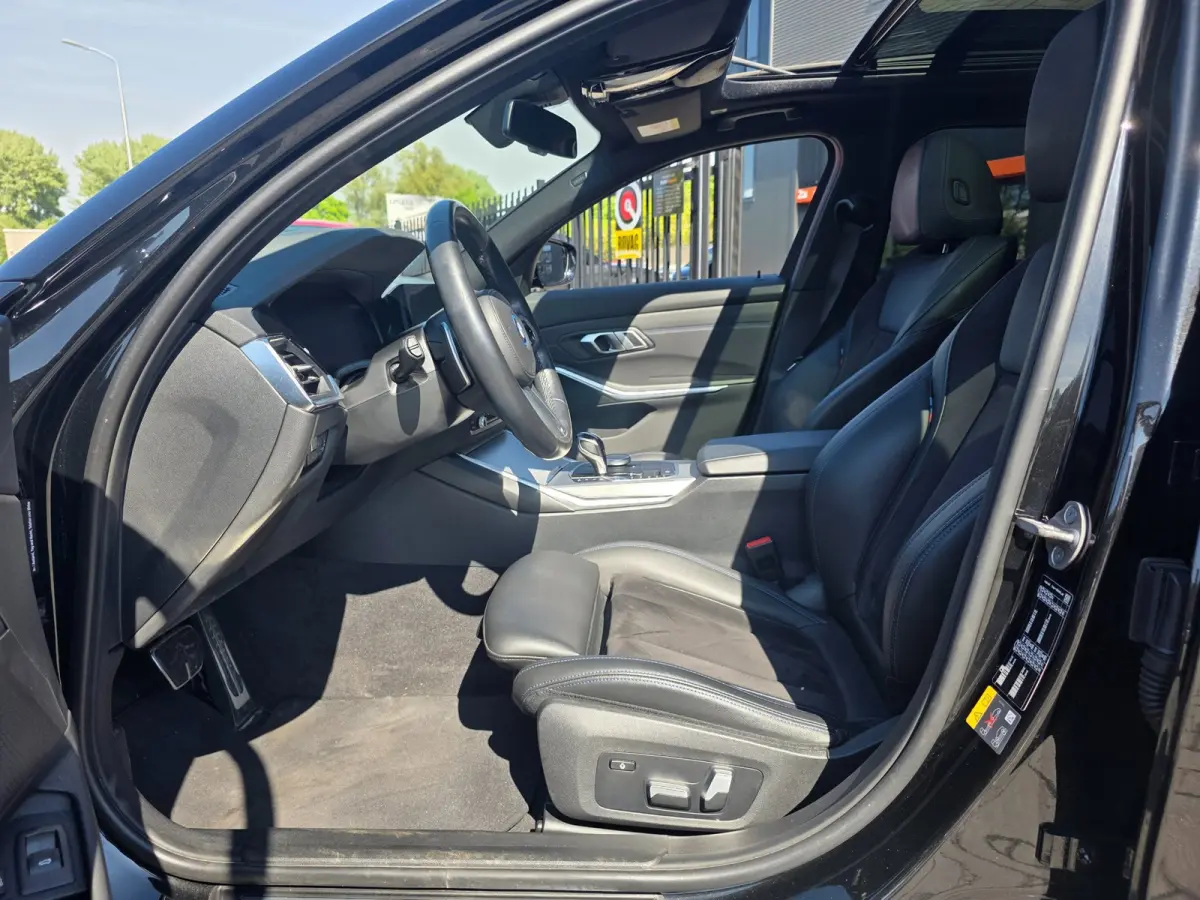 330e M-Sport | SOH 89% | Panoramadak | Head-up | 360 graden camera | Trekhaak