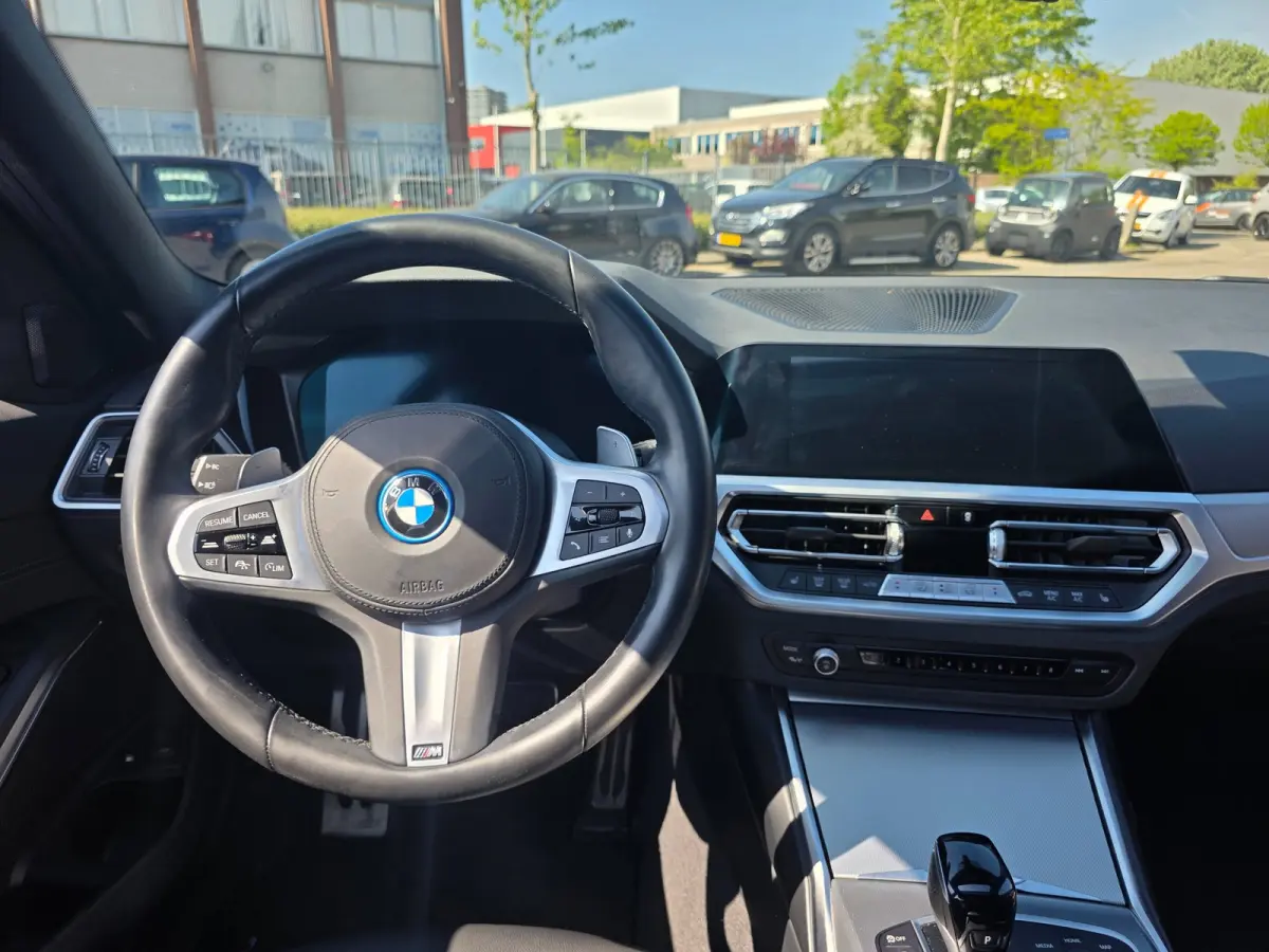 330e M-Sport | Panoramadak | Head-up | 360 graden camera | Trekhaak