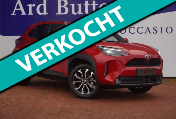 1.5 Hybrid 130 Dynamic / stoel&stuurverw/Comfortpack / NIEUW / Emotional Red premium metallic / = MEI 2026 !!