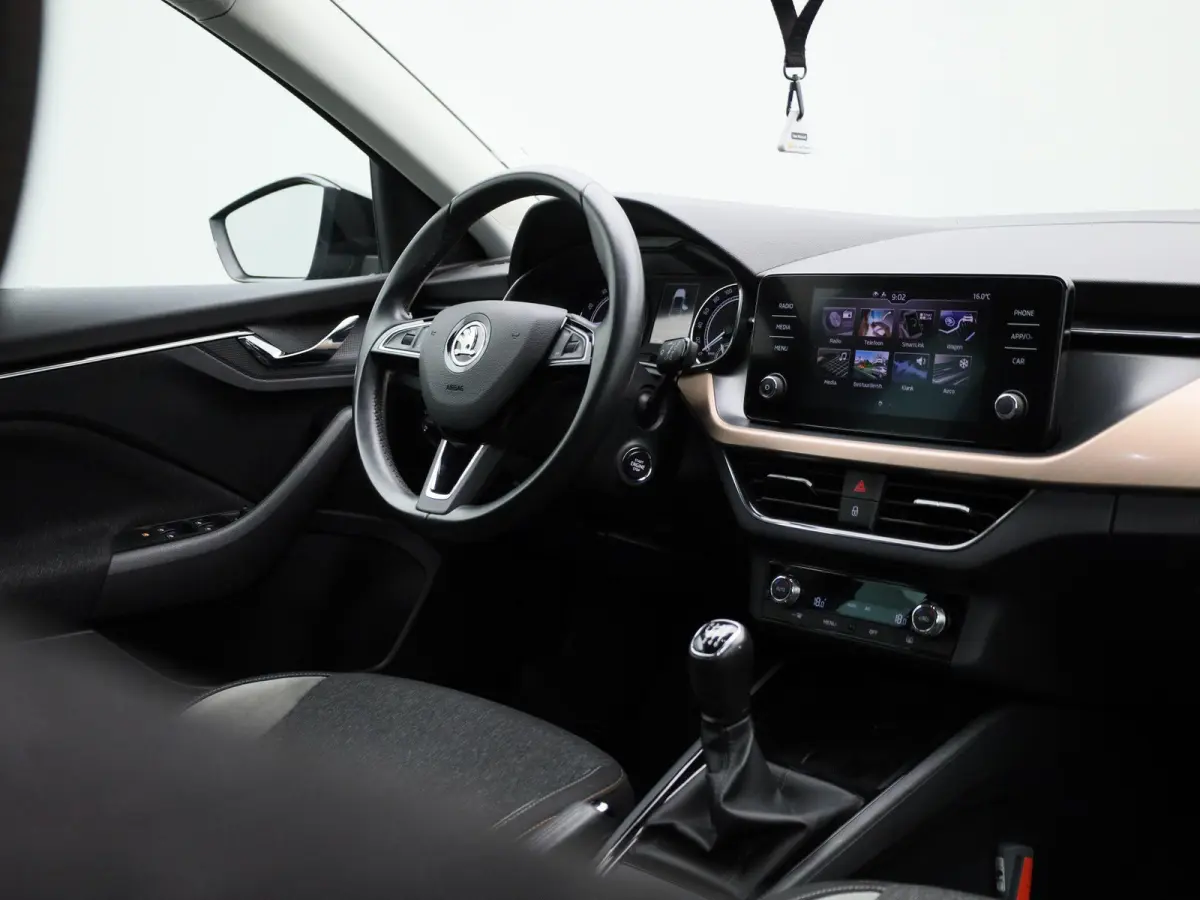 1.0 TSI First Edition | Apple Carplay / Android Auto | Parkeersensoren | Climate Control |