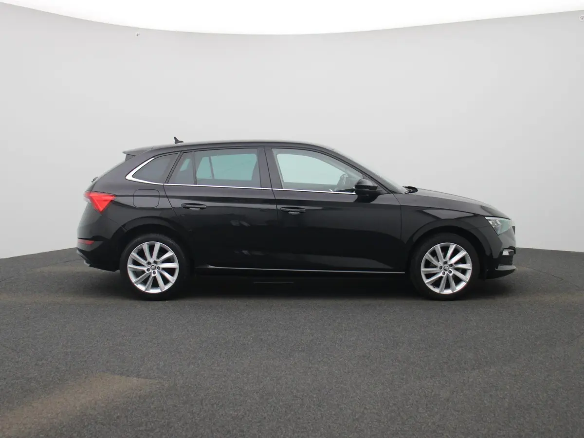 1.0 TSI First Edition | Apple Carplay / Android Auto | Parkeersensoren | Climate Control |