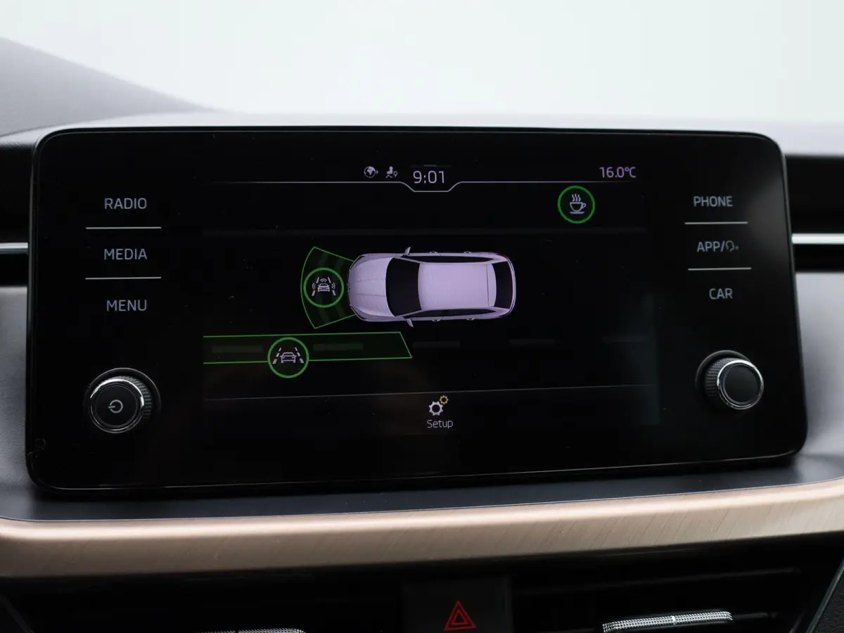 1.0 TSI First Edition | Apple Carplay / Android Auto | Parkeersensoren | Climate Control |