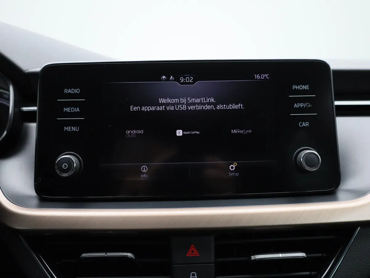 1.0 TSI First Edition | Apple Carplay / Android Auto | Parkeersensoren | Climate Control |