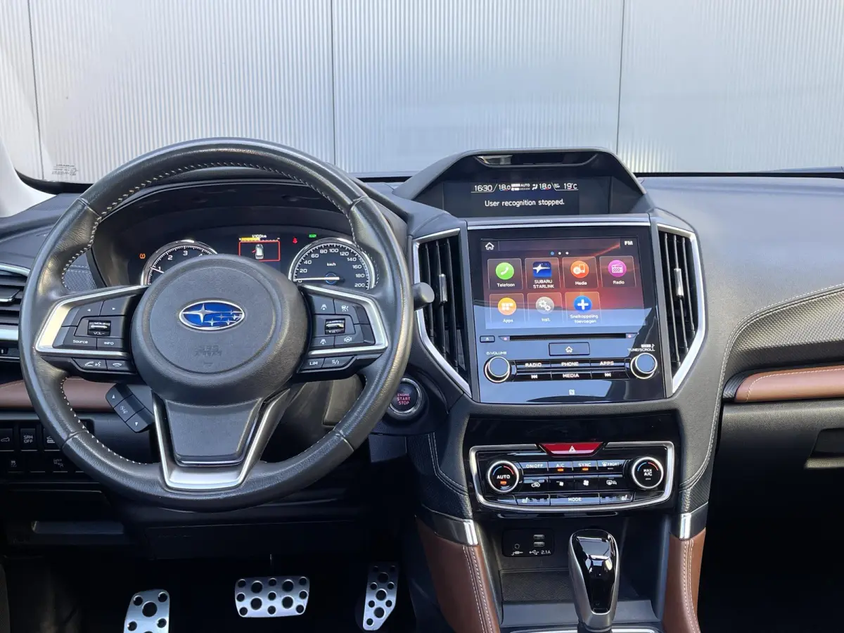 2.0i e-BOXER Premium | Navi | Clima | 360° Camera | Elektr. Achterklep | Panoramadak | Leder | Stoelverwarming |