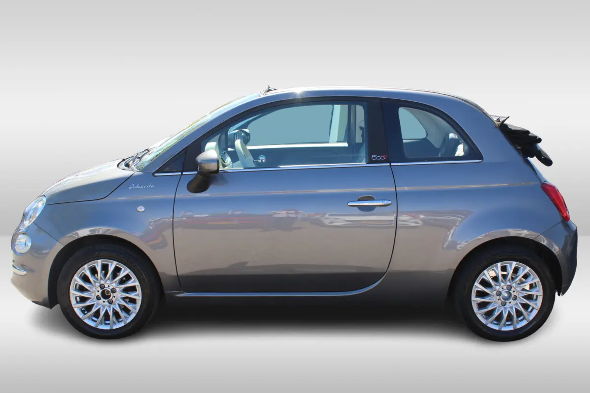 1.0 Dolcevita CABRIO l Lederen Bekleding l Cruise Control l Airco l Apple Carplay/ Android Auto l 15 Inch