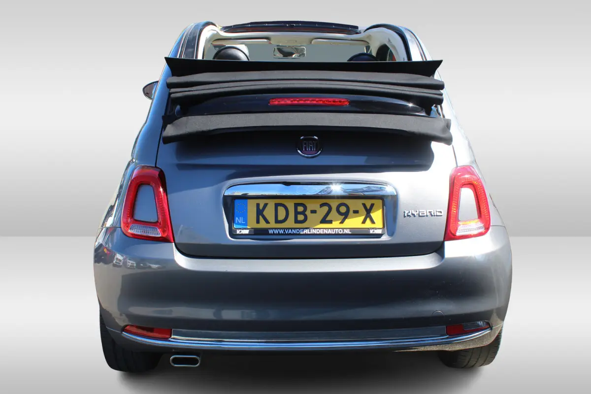 1.0 Dolcevita CABRIO l Lederen Bekleding l Cruise Control l Airco l Apple Carplay/ Android Auto l 15 Inch