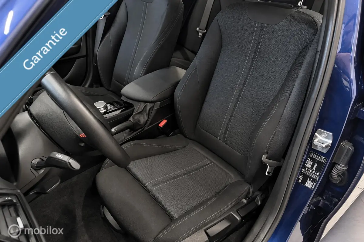 118i Cor. Lease Executive ✓AUT✓LED✓NAP✓PDC✓NAV