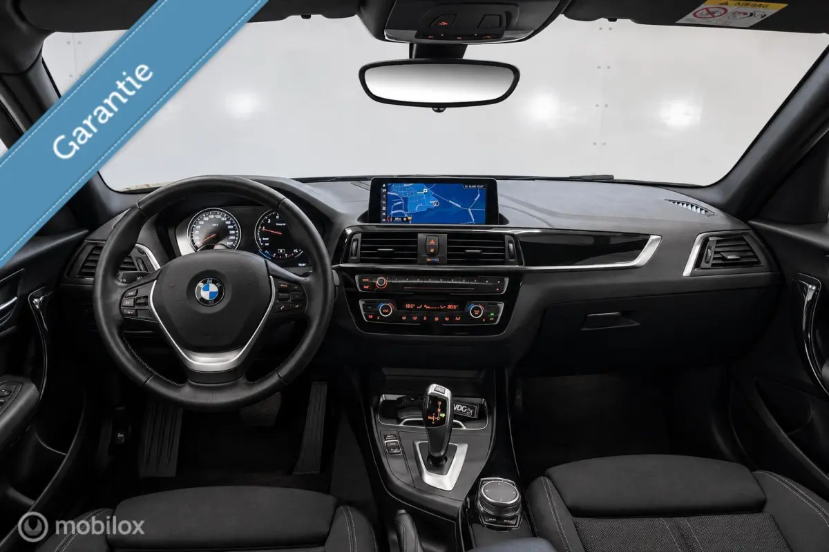 118i Cor. Lease Executive ✓AUT✓LED✓NAP✓PDC✓NAV