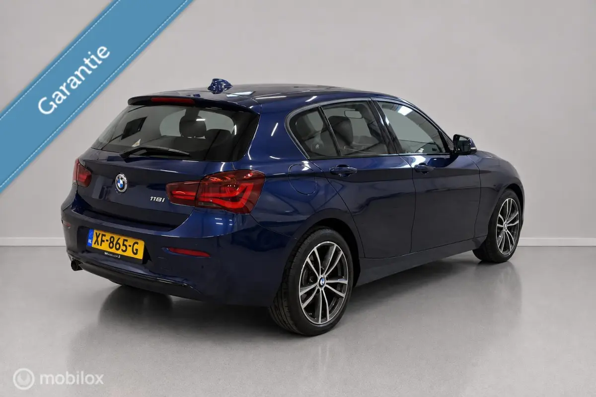 118i Cor. Lease Executive ✓AUT✓LED✓NAP✓PDC✓NAV