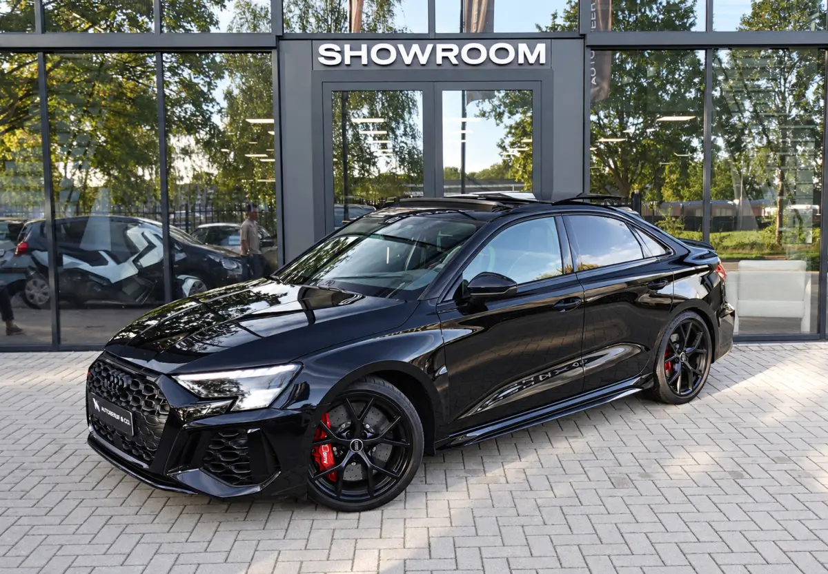 Audi RS3 Limousine 2023 Benzine Automatisch leasen