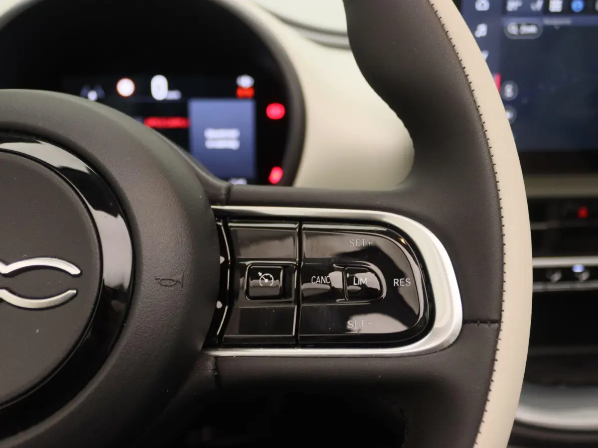 1.0 Hybrid La Prima | Cabrio | Tot 8 jaar garantie | Demo