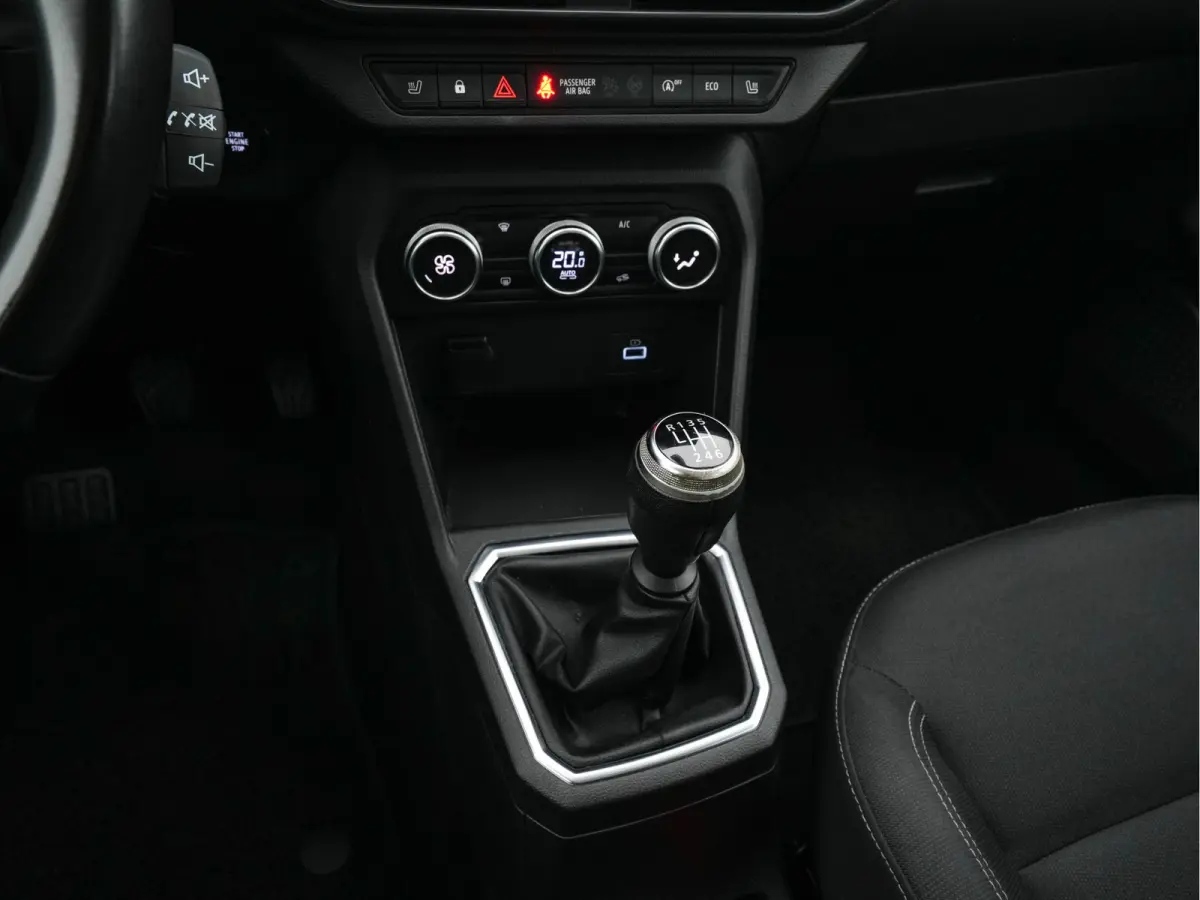 1.0 TCe 100 Bi-Fuel Comfort (INCL-BTW) *FULL-LED | NAVI-FULLMAP | BLINDSPOT | HEATED-COMFORTSEATS | CAMERA | KEYLESS | DAB | ECC | PDC | CRUISE | TOWBAR *
