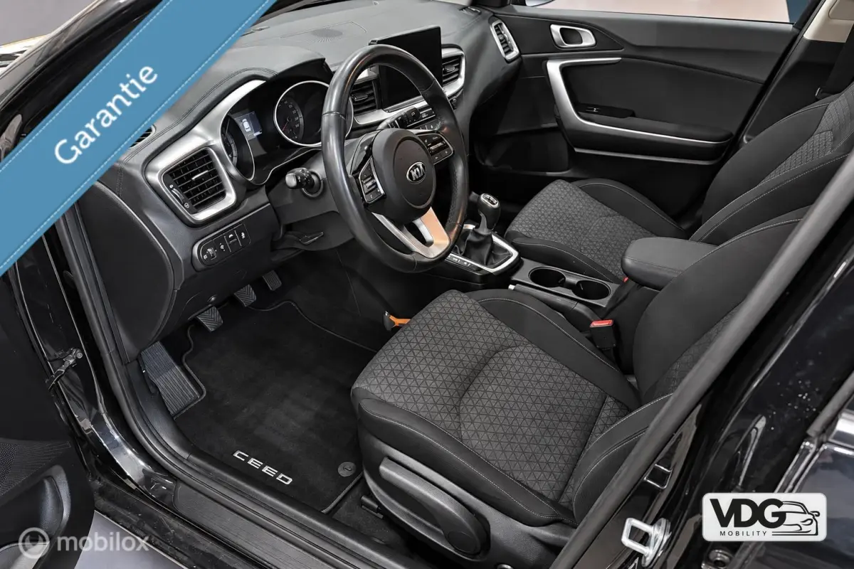 1.0 T-GDi DynamicL ✓AppleCar.✓Cam✓NAP✓Navi✓Dealeron