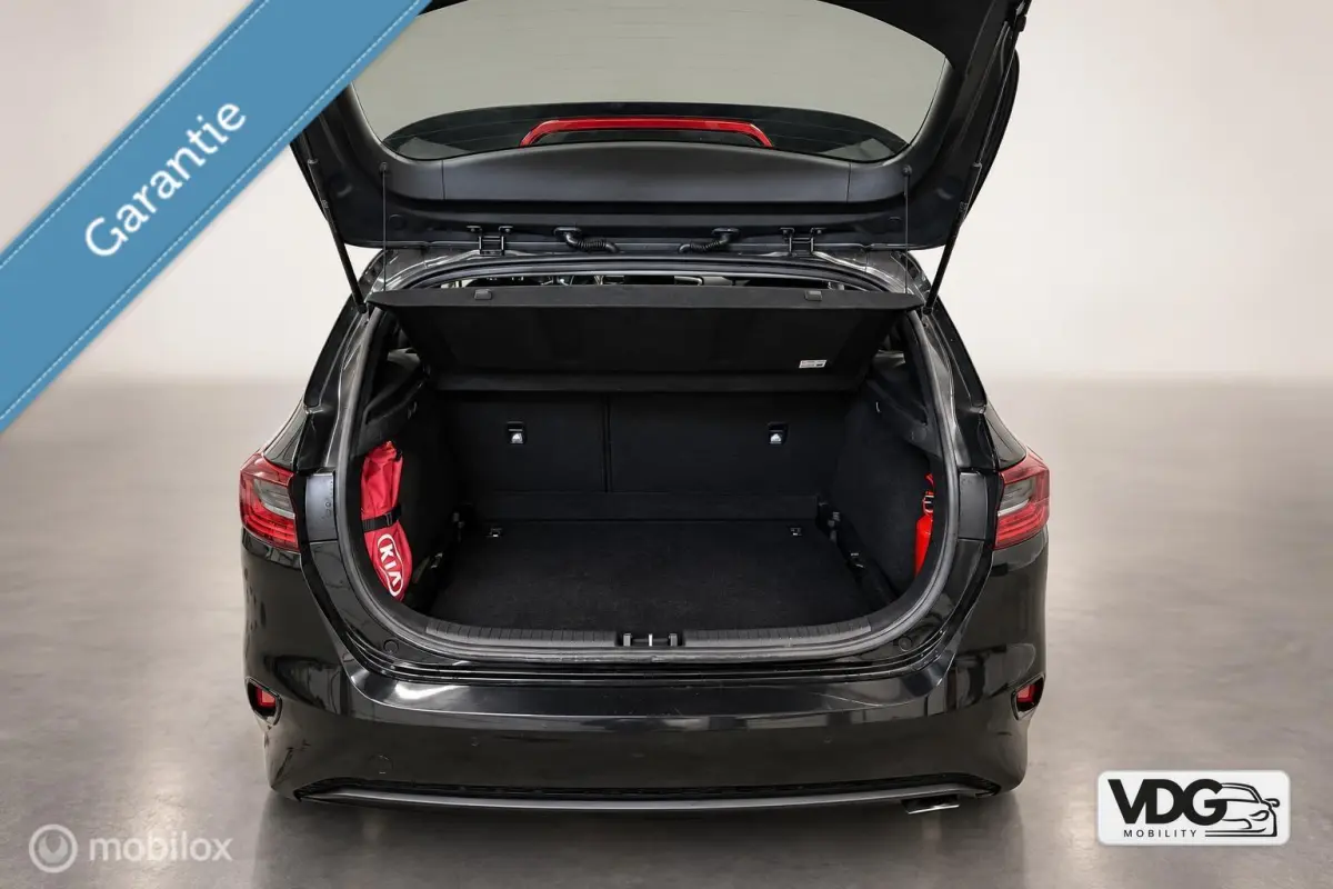 1.0 T-GDi DynamicL ✓AppleCar.✓Cam✓NAP✓Navi✓Dealeron
