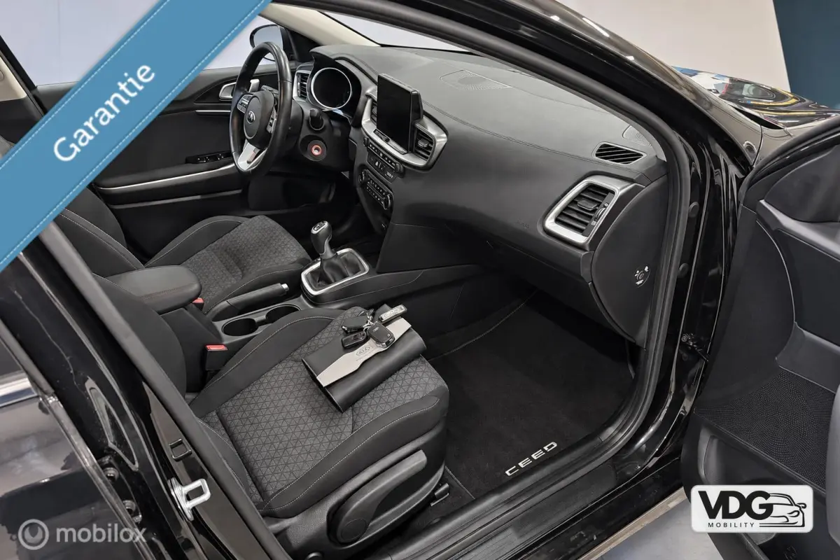 1.0 T-GDi DynamicL ✓AppleCar.✓Cam✓NAP✓Navi✓Dealeron