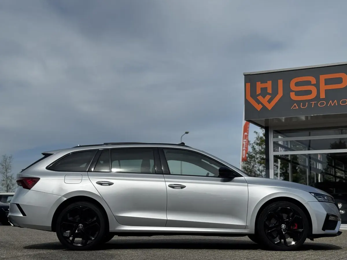 1.4TSI RS iV PHEV |Pano|245pk|HUD|Alcan|Matrix
