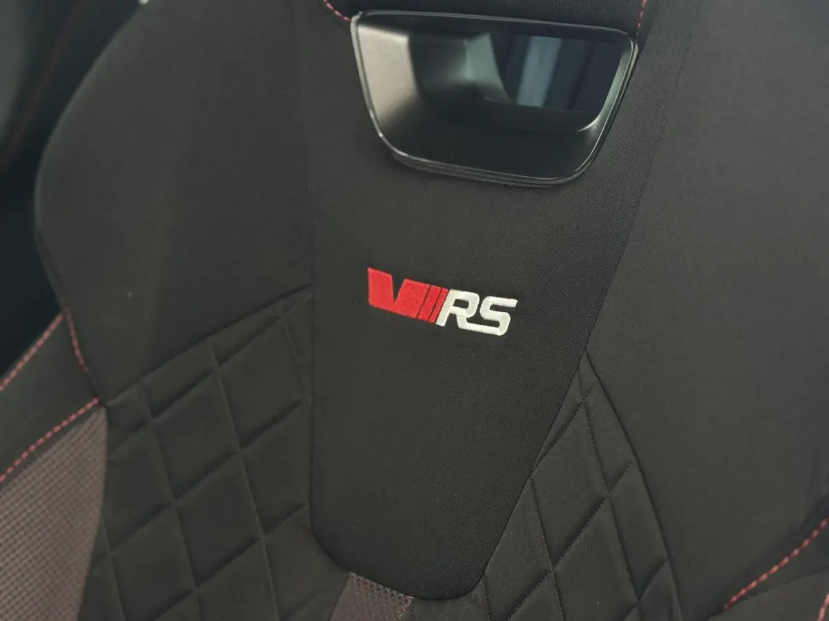 1.4TSI RS iV PHEV |Pano|245pk|HUD|Alcan|Matrix