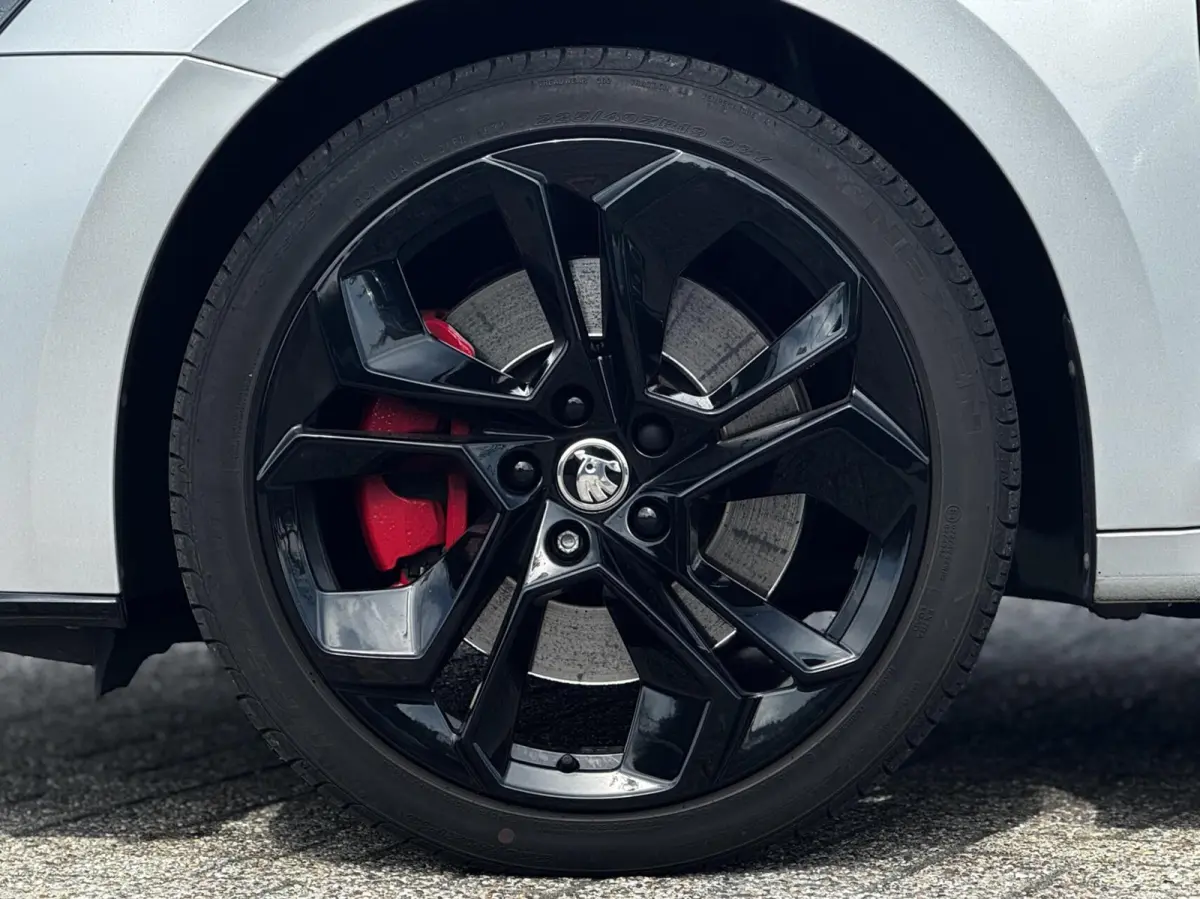 1.4TSI RS iV PHEV |Pano|245pk|HUD|Alcan|Matrix