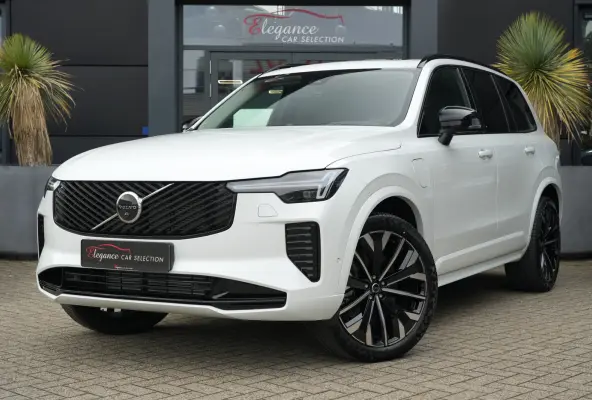 2.0 T8 Plug-in Hybrid AWD Plus Dark | 455 PK | Panoramadak | Bowers & Wilkins | Luchtvering | 360° camera Volvo XC90 2.0 T8 Plug-in Hybrid AWD Plus Dark met 2.0 viercilinder plug-in hybride