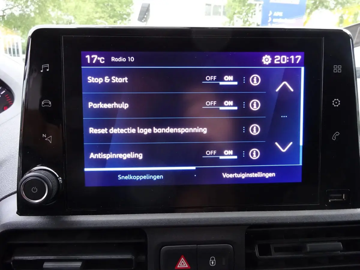 1.5 BlueHDi 100 S&S L1 AIRCO SCHUIFDEUR CRUISE CONTROL GROOT SCHERM