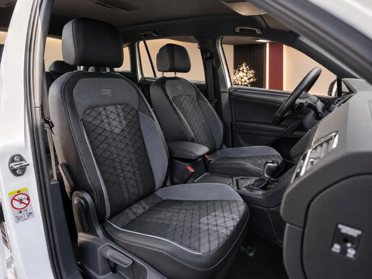 1.5 TSI 150PK DSG R-Line | Keyless | Camera | Winter Pack | BTW