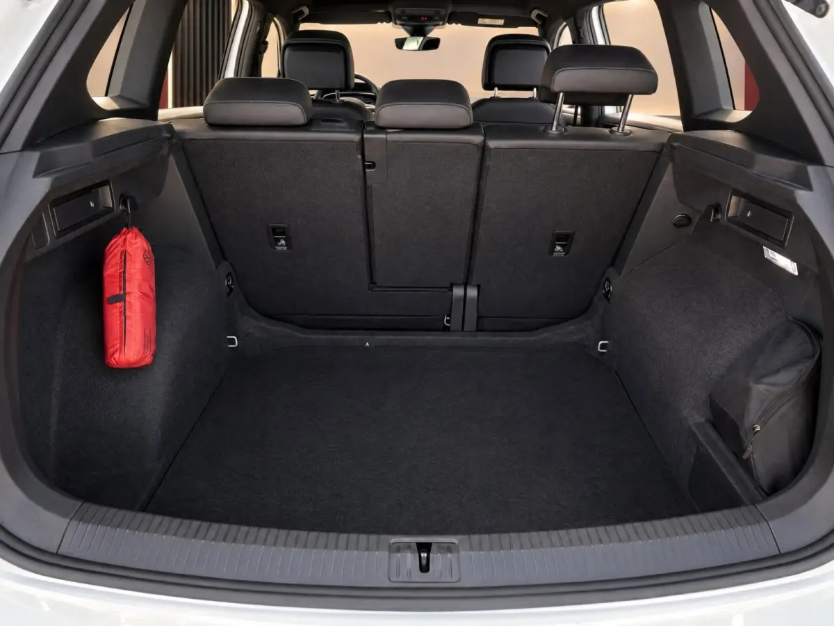 1.5 TSI 150PK DSG R-Line | Keyless | Camera | Winter Pack | BTW