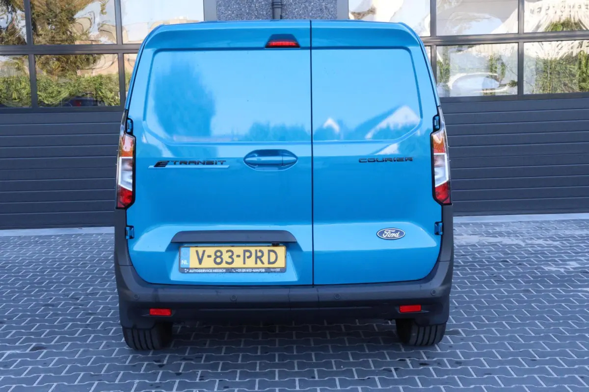 Cour. Limited 44 kWh l FULL OPTION l NAVI l CLIMATE l STUURVERWARMING l LANE ASSIST l CAMERA