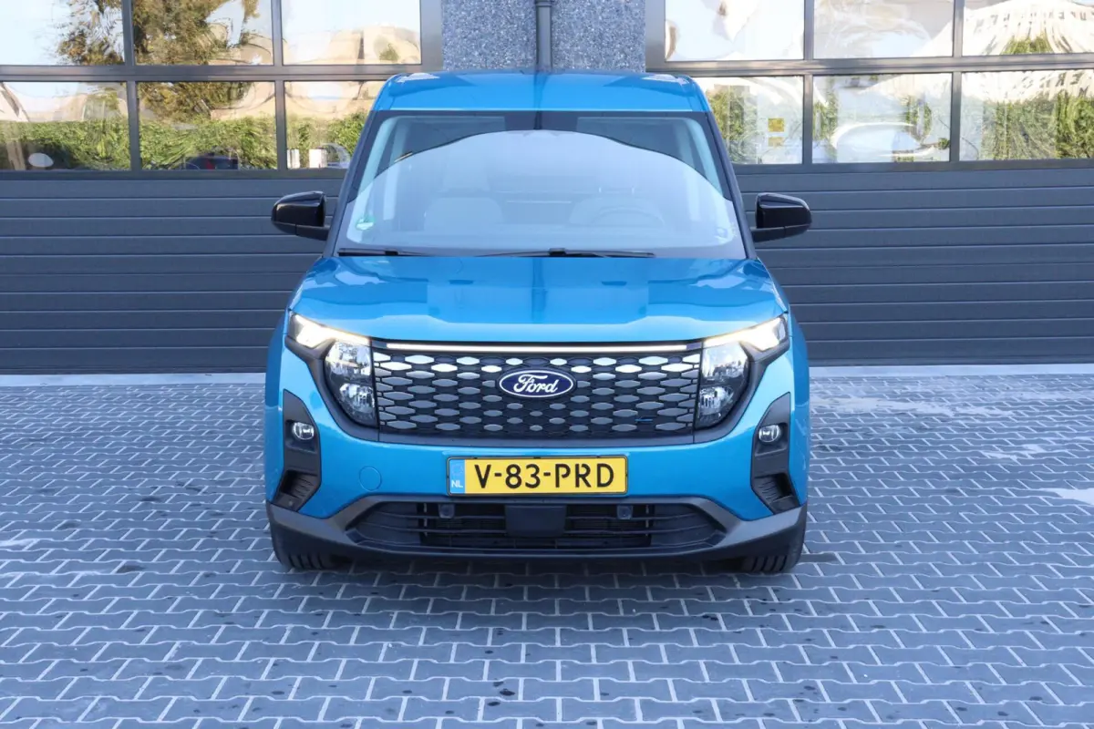 Cour. Limited 44 kWh l FULL OPTION l NAVI l CLIMATE l STUURVERWARMING l LANE ASSIST l CAMERA