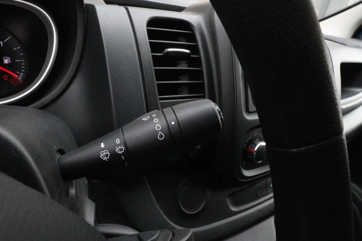 bestel 1.6 dCi L1H1 l AIRCO l IMPERIAAL l TREKHAAK l CRUISE CONTROL