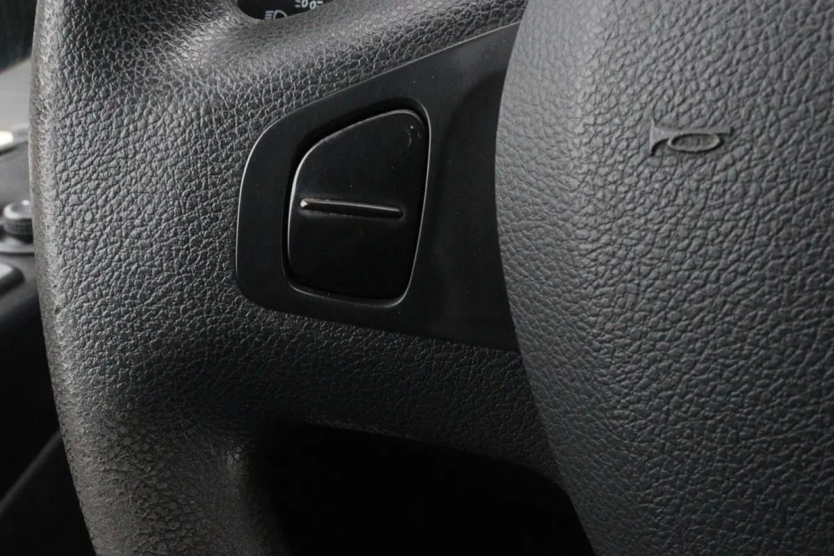 bestel 1.6 dCi L1H1 l AIRCO l IMPERIAAL l TREKHAAK l CRUISE CONTROL