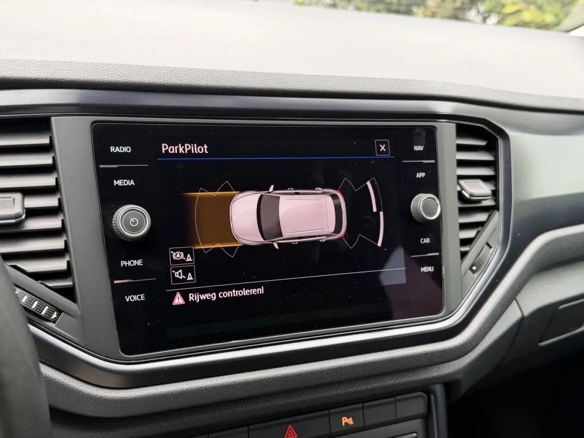 1.0 TSI Style Navi|Media|PDC|Lineast Zwart