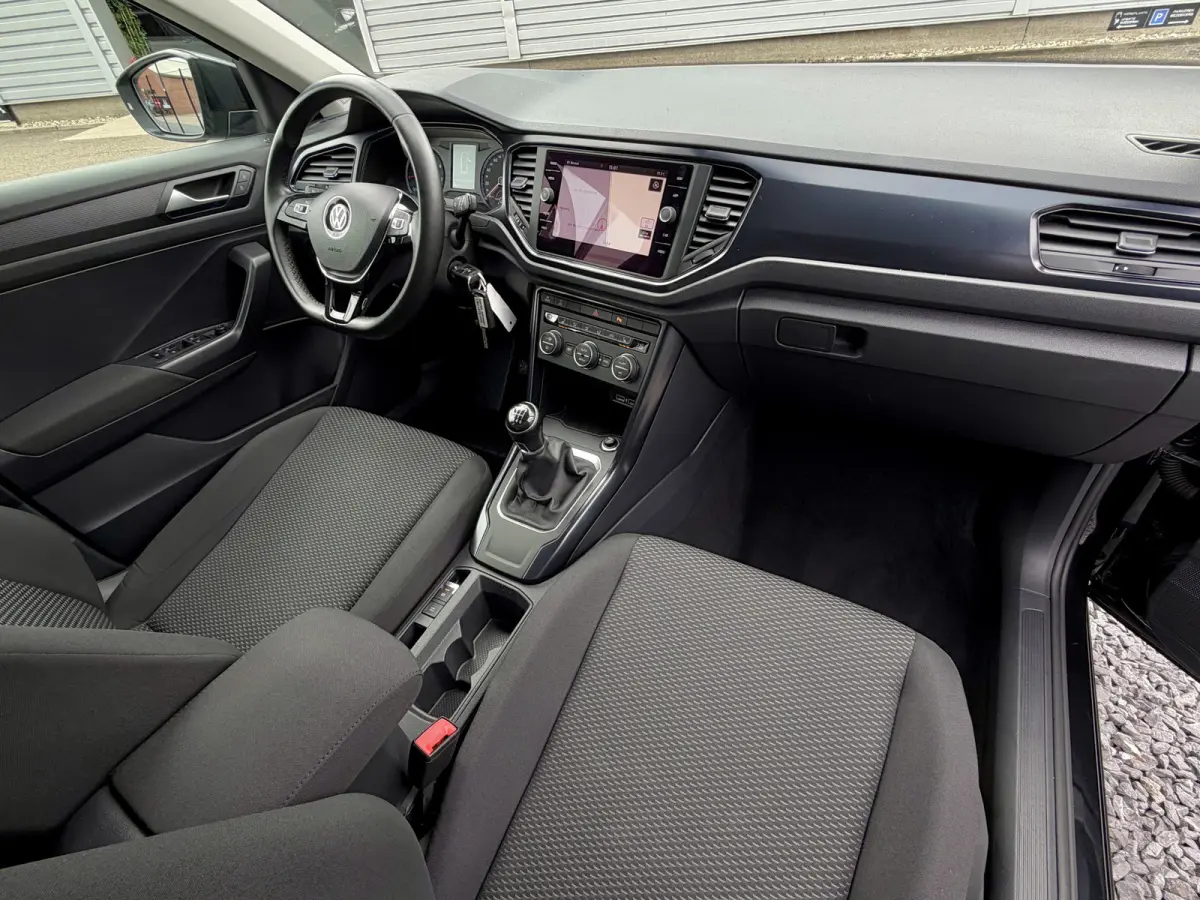 1.0 TSI Style Navi|Media|PDC|Lineast Zwart