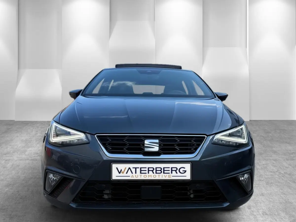 1.0 TSI FR Evo Plus*Pano*LED*Beats*Cam*Keyless*Carpaly*Alcantara*ACC*Lane