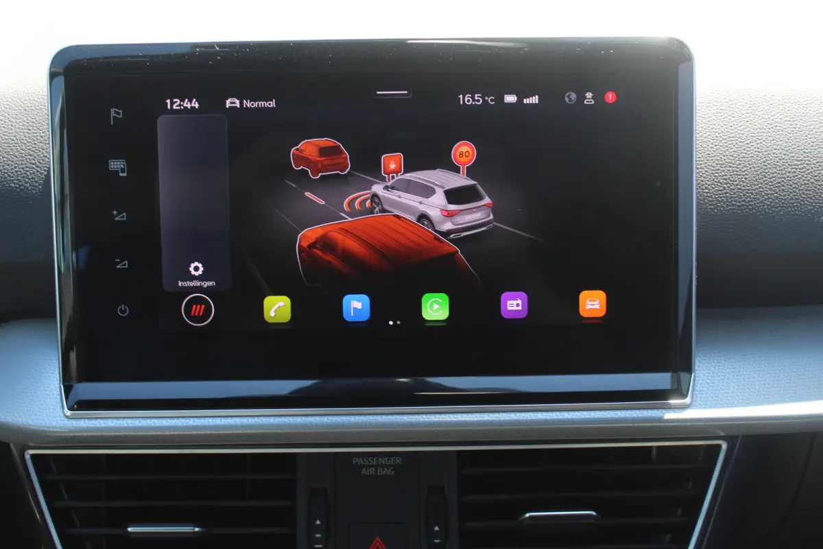 1.5 TSI Style 7-Per. Business Intense l Adaptief Cruise Control l PDC l Achteruitrijcamera l  Keyless entry/start l Airco l Apple Carplay/ Android Auto l 7- Persoons