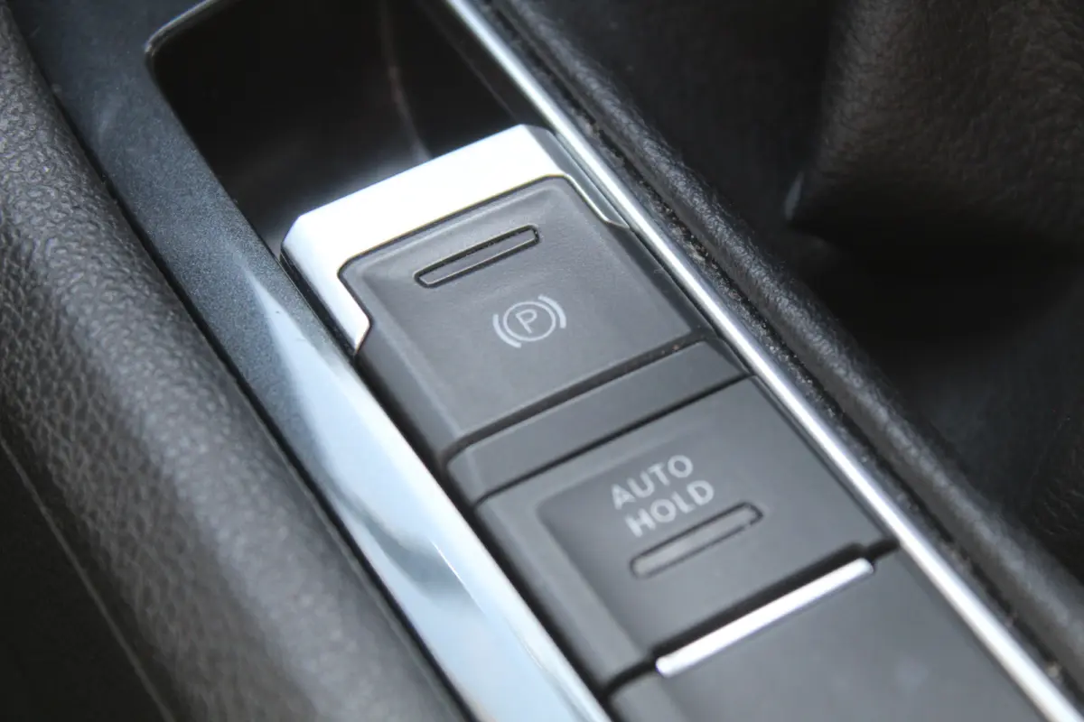 1.5 TSI Style 7-Per. Business Intense l Adaptief Cruise Control l PDC l Achteruitrijcamera l  Keyless entry/start l Airco l Apple Carplay/ Android Auto l 7- Persoons
