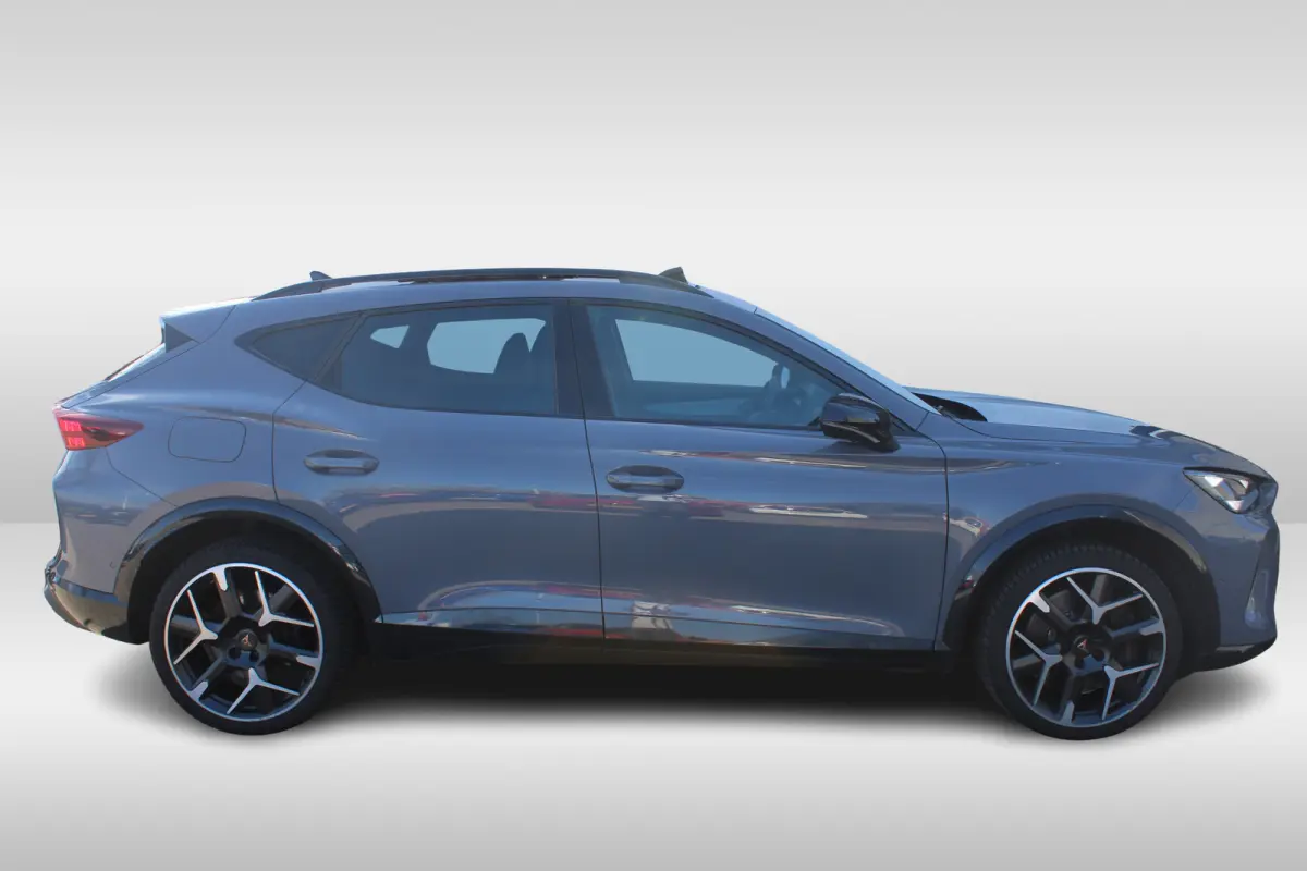 2.0 TSI 4DRIVE 333PK l Pano Dak l Senheiser Audio l Alcantara/Leer l Stuur-/Stoelverwarming l ACC l Lane Assist l PDC l  360- Camera l Elek. Achterklep