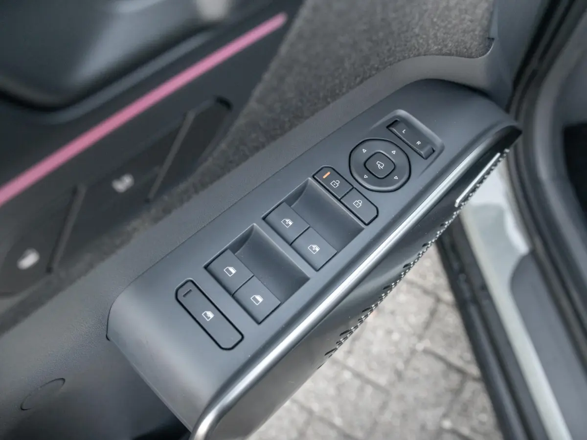 Plus Advanced 42.2 kWh