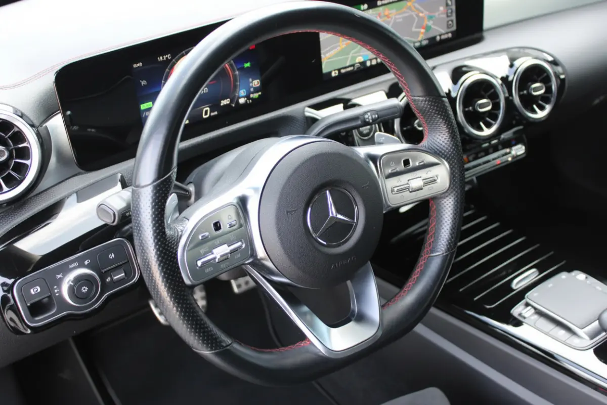 250e AUT8 AMG LINE NIGHT PAKKET CAMERA 18''