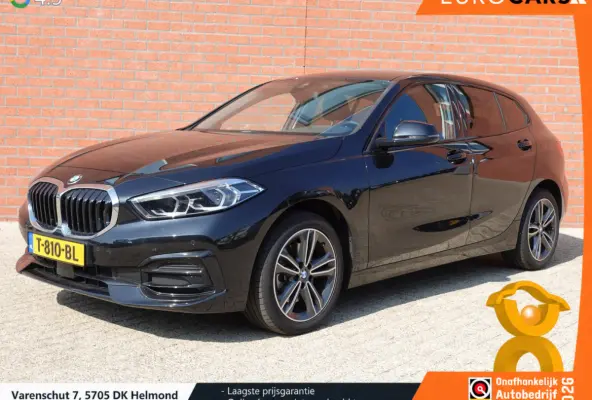 118i Automaat Sport Line DEMO Navigatie  Virtual Cockpit  Parkeersensoren  Ledverlichting  HiFi audio  Cruise Control  Climate Control  Getinte ramen