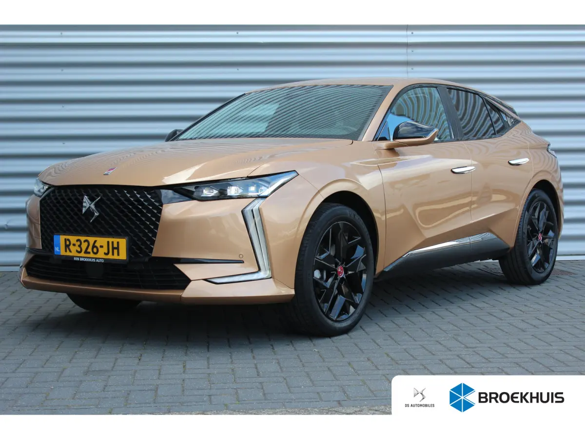 1.2 PURETECH 130PK PERFORMANCE LINE+ AUTOMAAT / NAVI / LEDER / CLIMA / FULL-LED / PDC / 19" LMV / CAMERA / KEYLESS / BLUETOOTH / ADAPT. CRUISECONTROL / 1E EIGENAAR / NIEUWSTAAT !!
