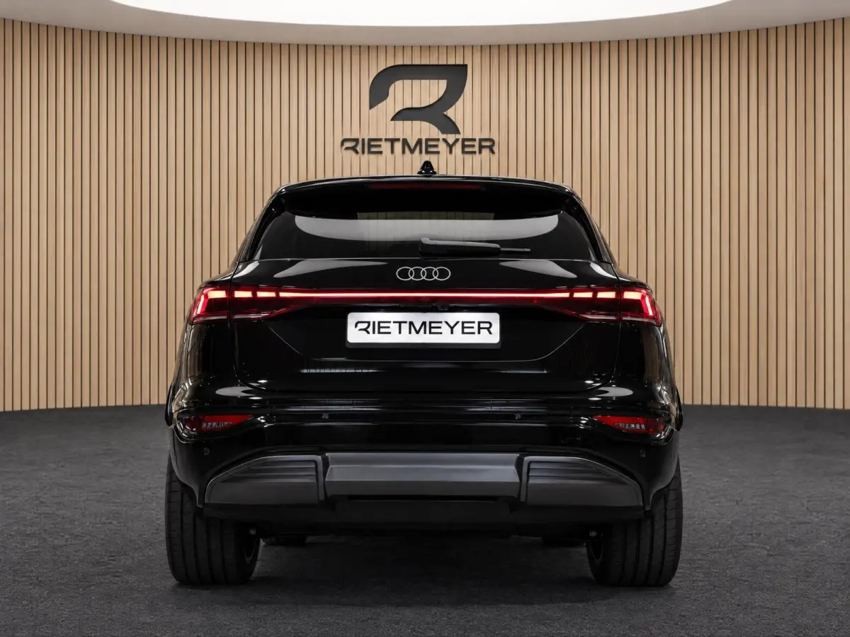 S edition performance 100 kWh |Pano |Elektr. Trekhaak |360° |Memory |Sfeer |ACC