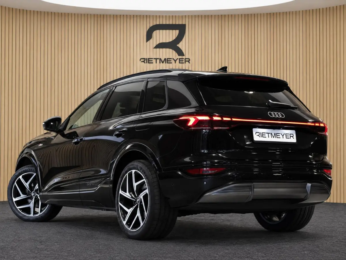 S edition performance 100 kWh |Pano |Elektr. Trekhaak |360° |Memory |Sfeer |ACC