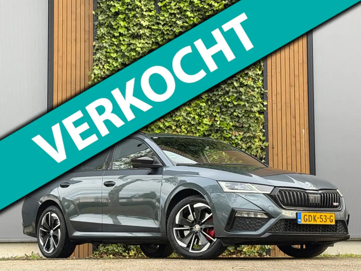 1.4 TSI RS iV PHEV Business|TREKHAAK|ELEKTR. STOELEN|HEAD UP