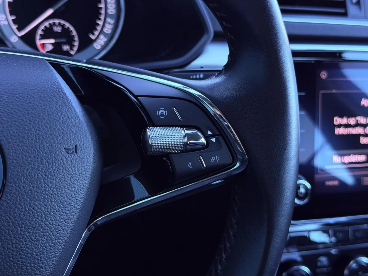 1.5 TSI DSG AUT. Business Edition CARPLAY | TREKH | CRUISE | NAV | DAB | PDC | LMV