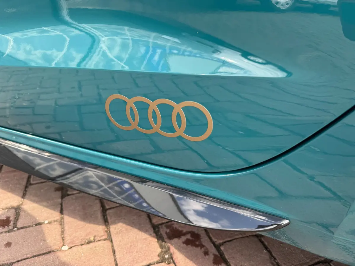 30 TFSI S-Line Edition One **KEYLESS**