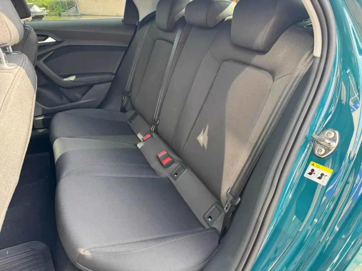 30 TFSI S-Line Edition One **KEYLESS**
