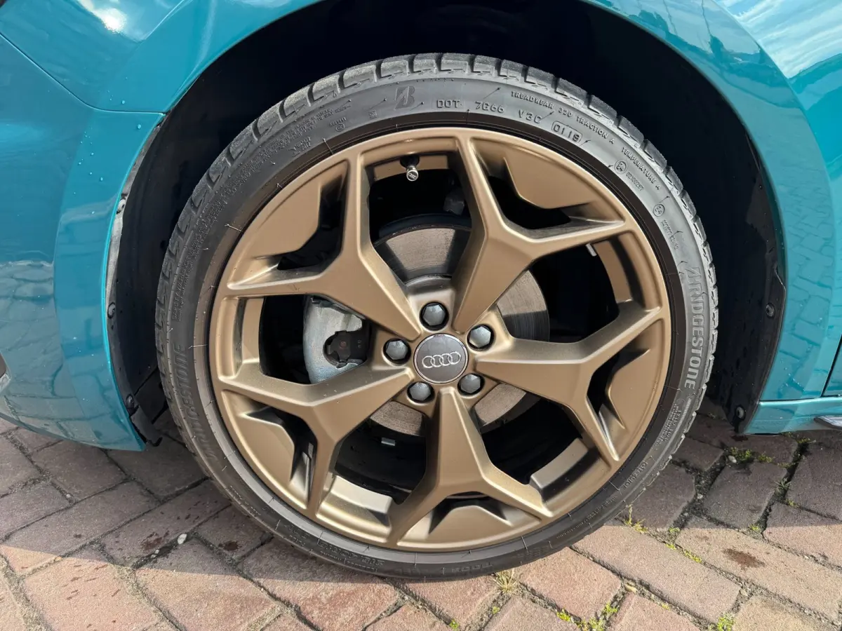30 TFSI S-Line Edition One **KEYLESS**