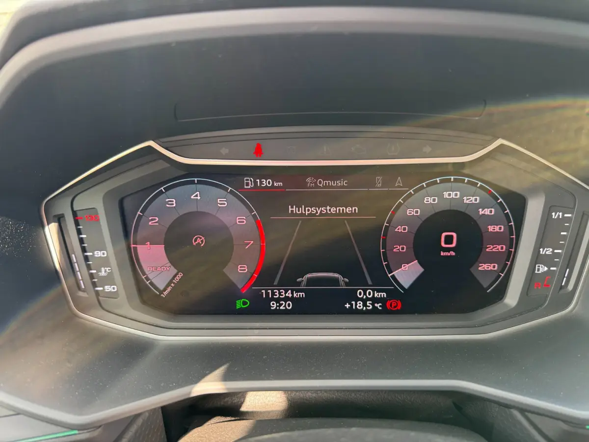 30 TFSI S-Line Edition One **KEYLESS**