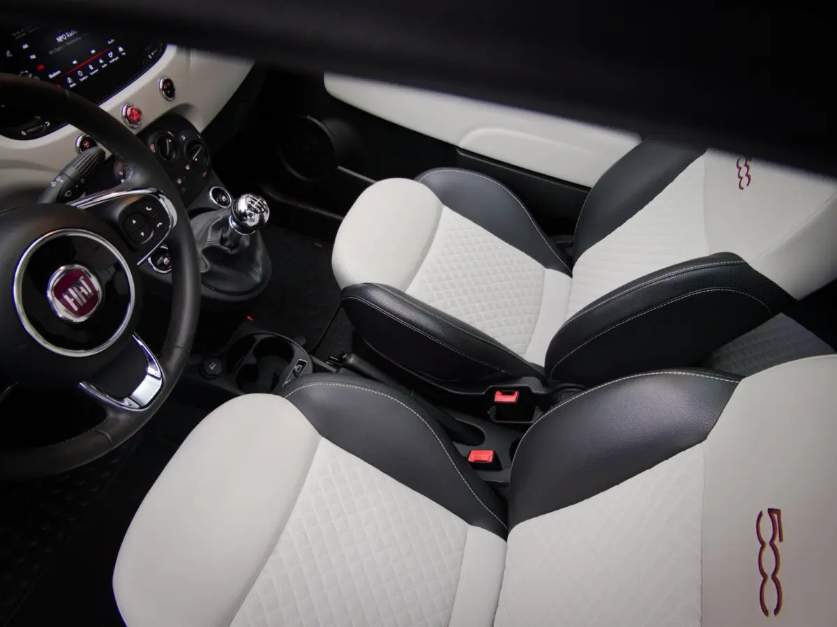 1.0 Hybrid Star (PANORAMADAK, CRUISE CONTROL, SPORTSTOELEN, ORIGINEEL NL, LM-VELGEN, AIRCO, DAB, ELEKTRISCHE RAMEN, NAP)